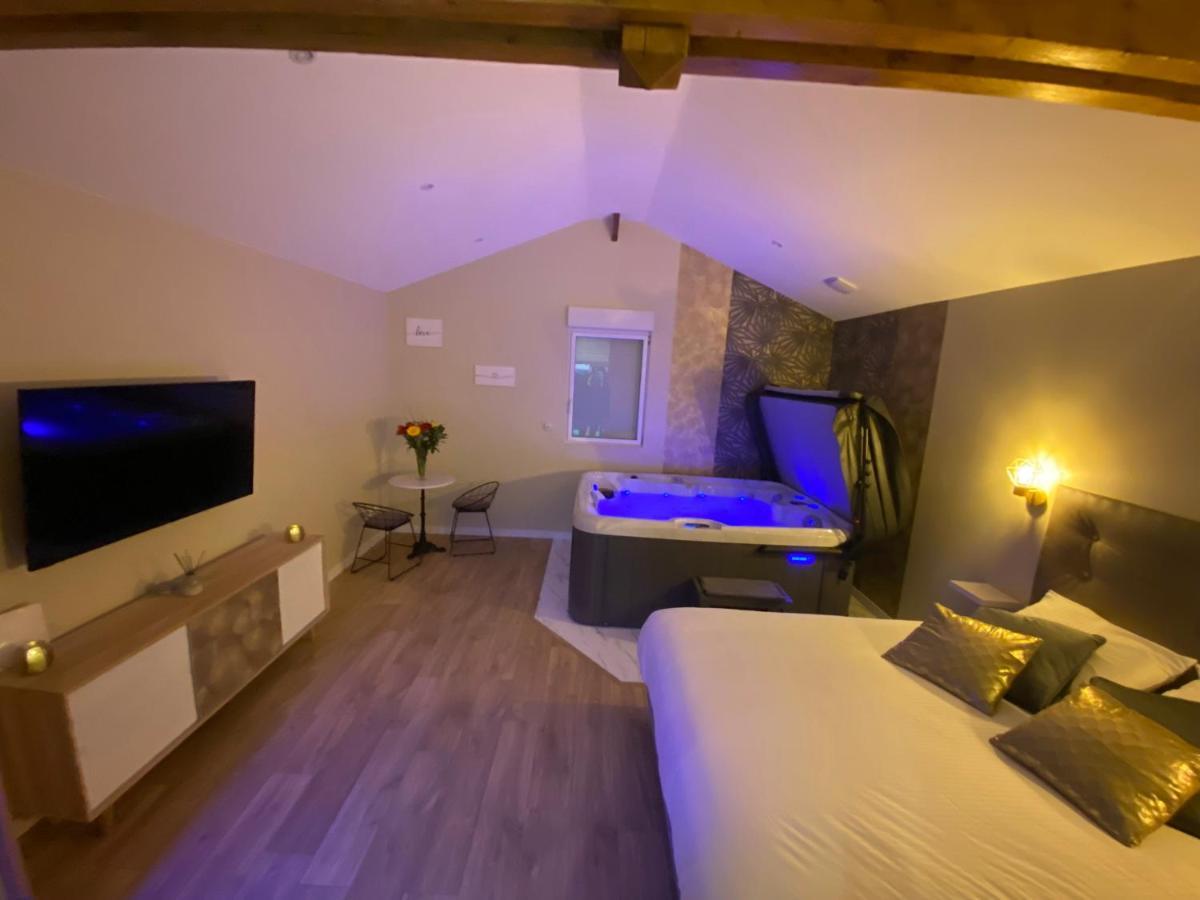 Le Cocoon D'Emy Bed and Breakfast Louvetot Eksteriør billede